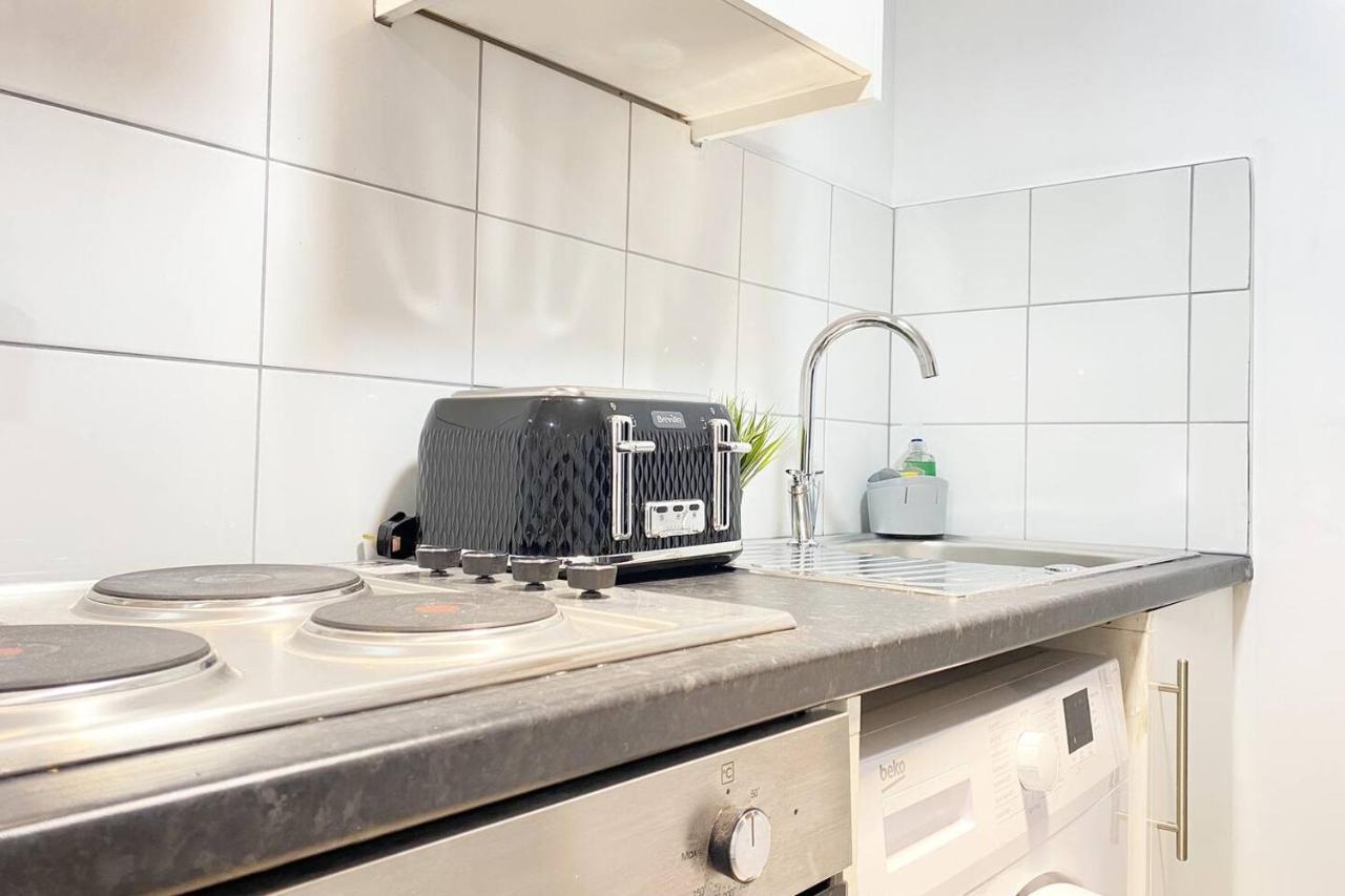 Horizon Haven Studio Apartment Manchester Exterior photo